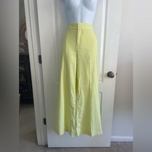 Banana Republic size 2 Beautiful yellow green linen blend pants